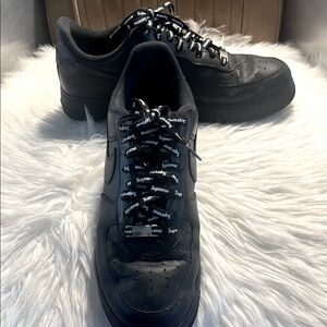 Supreme Black Air Force 1 Men's Shoes
